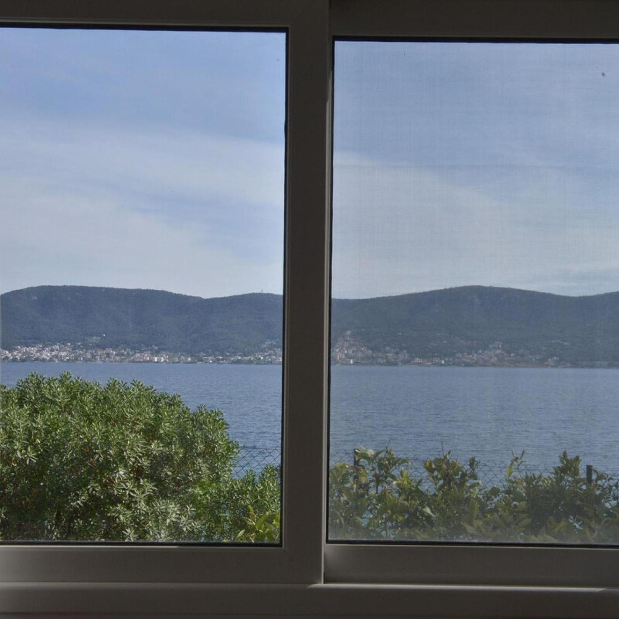 Salamis Beachfront House Экстерьер фото