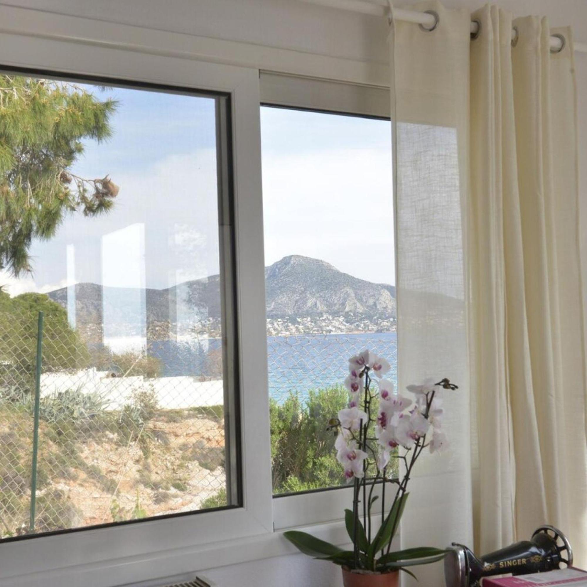 Salamis Beachfront House Экстерьер фото