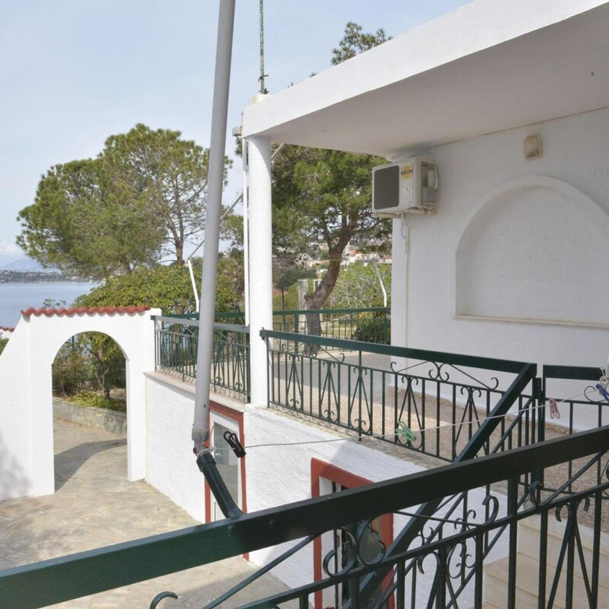Salamis Beachfront House Экстерьер фото