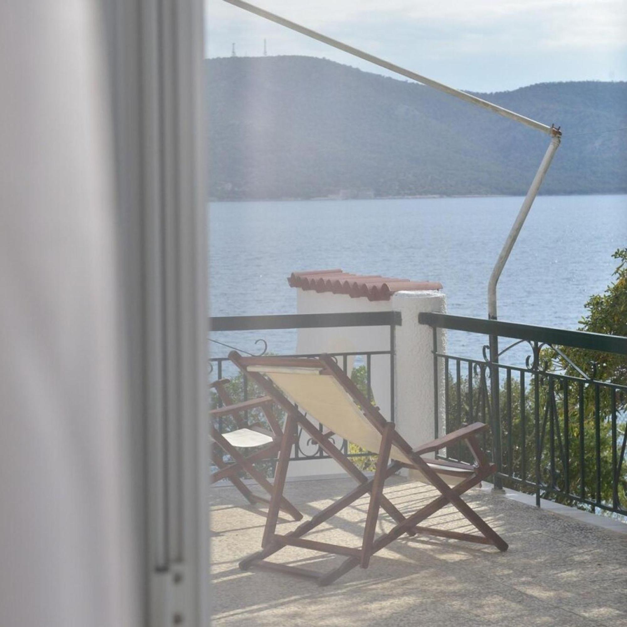 Salamis Beachfront House Экстерьер фото